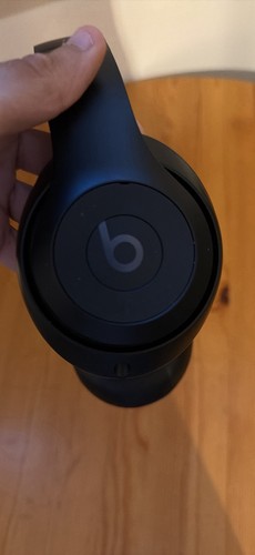 Beats dre studio3 - by,