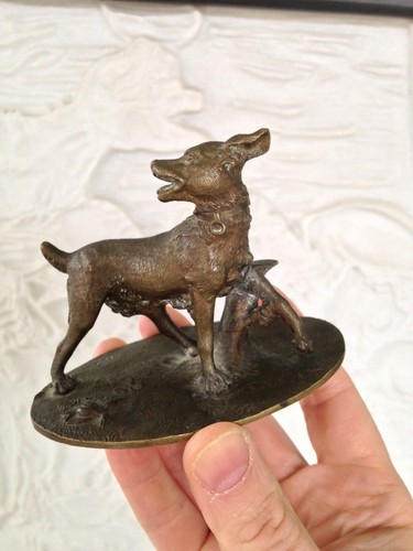 Beau petit chien - , bronze