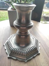 Bougeoir ou lampe en étain