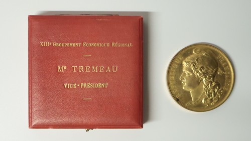 Ancienne médaille bronze - ancienne,