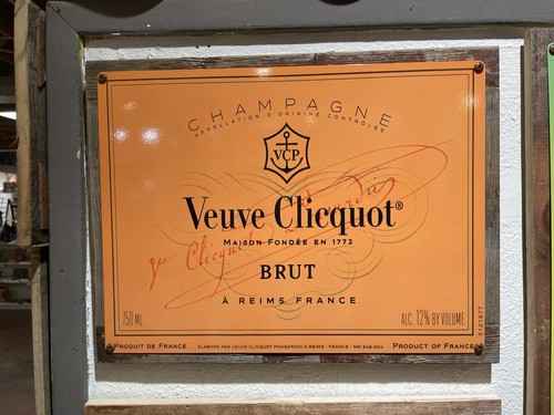 Veuve clicquot brut champagne - brut,