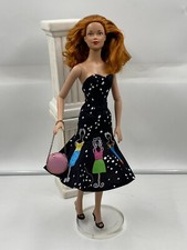 TONNER DOLL Rousse + 3 tenues