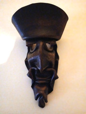 Masque en cuir venant du Maroc