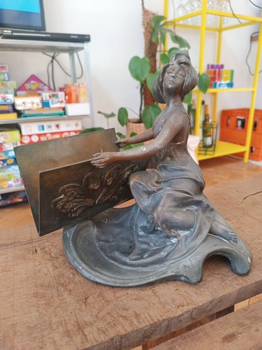 Porte lettre bronze femme - porte, en