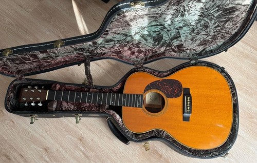 Acoustic guitar martin - acoustic,