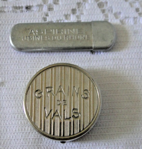 Boites vides métal pharmacie
