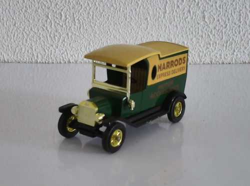 Voiture matchbox ford - 1/43,