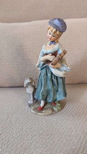 Figurine femme lyre chien