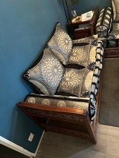 Salon marocain traditionnel en