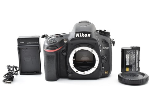 Near mint nikon d600 - [near,