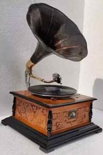 Gramophone vintage, phonographe fonctionnel entièrement fonctionnel, tourne-d...