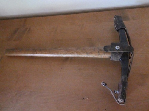 Ancien piolet suisse - ancien,