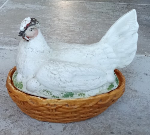 Ancienne petite boite poule - petite,