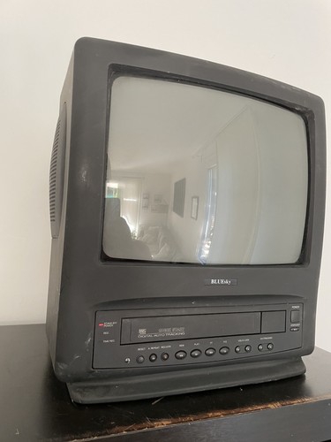 Combiné magnétoscope - tv,