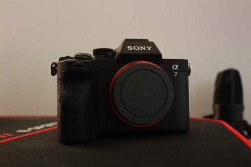 Sony alpha v - alpha, 7