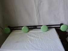 Porte manteau mural patères métal vert et métal noir vintage années 1970