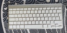 Clavier Apple Wireless Keyboard A1314 AZERTY – Bluetooth – Avec boîte d’origine