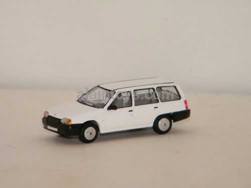Opel kadett caravan blanc - opel,