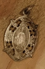 Médaille Religieuse Ancienne Miraculeuse Rue Du Bac Paris. Années 30