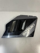 Flanc de carénage droit