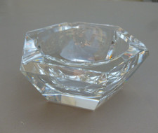 Joli cendrier en cristal VAL