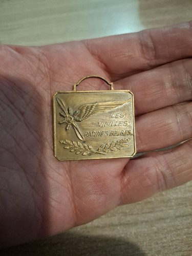 Medaille les vieilles - medaille,