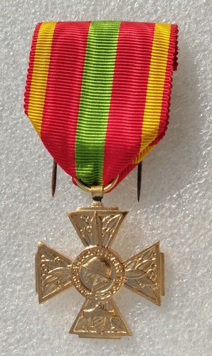 Croix combattant volontaire - du,