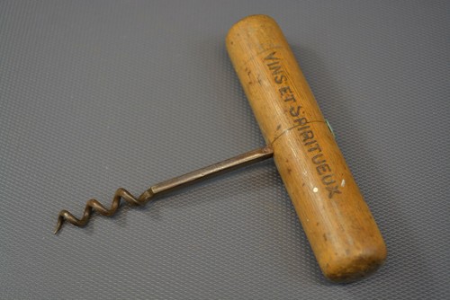 Ancien tire bouchon boulet - a,