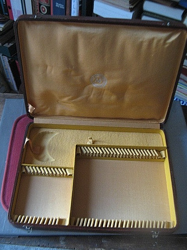 623 ecrin vide pour - "623.8",