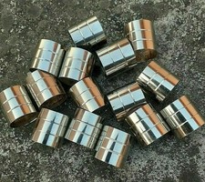 Lot de 25 colliers anciens en