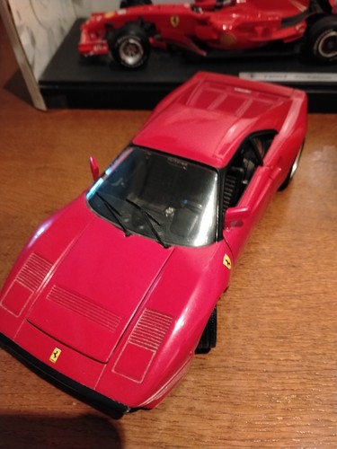 Ferrari 288 gto hotwheels - ferrari, 1/18