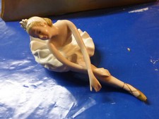 ancienne statuette   figurine