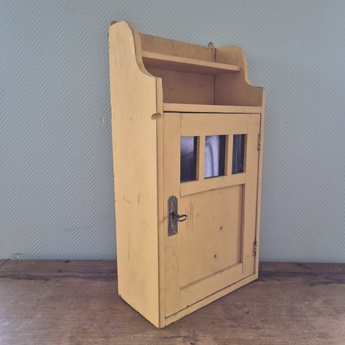 Armoire murale ancienne pin - ancienne,