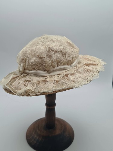 Chapeau avec dentelles pour - dentelles,