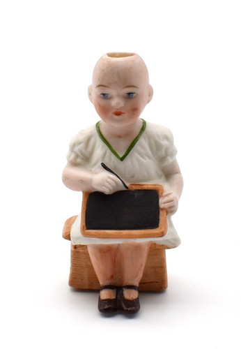 Figurine allemande enfant