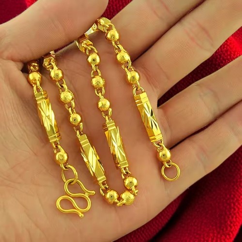 collier or 18 carats