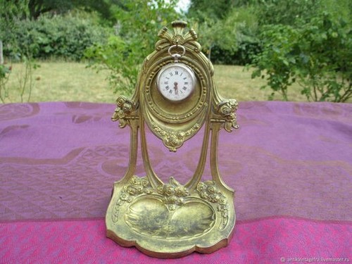 Antique jewelry metal - metal, garlands