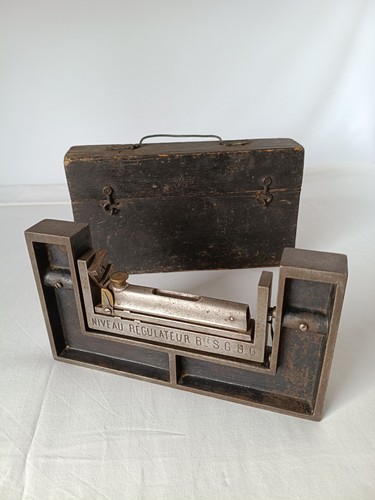 Ancien outil précision - ancien,