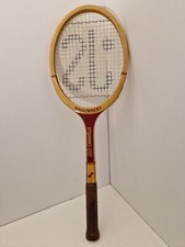 Ancienne raquette de tennis