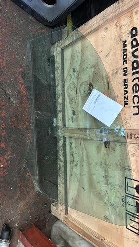 Vitre avant gauche renault - vitre,