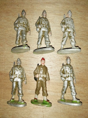 Quiralu lot militaire - lot, 6