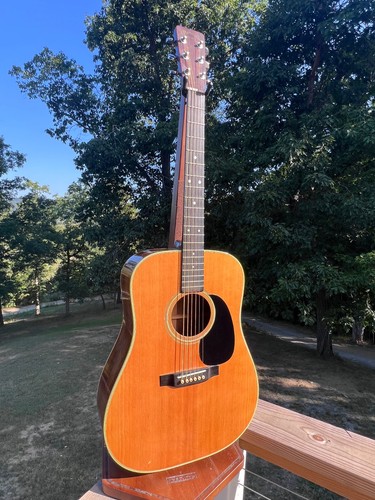 1972 martin guitar good - d-28,