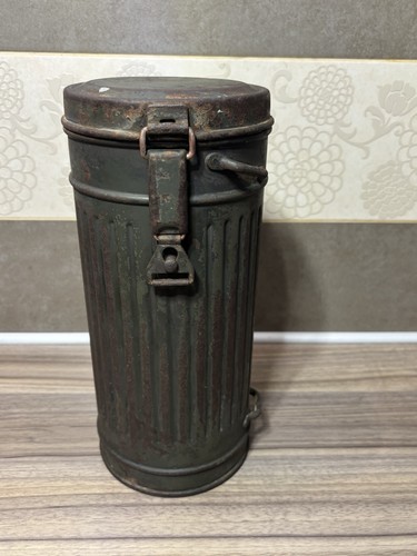 Boîtier masque gaz allemand - a,