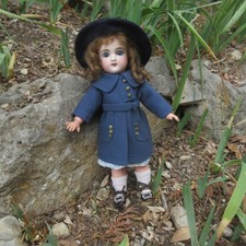 charming EDEN BABY DOLL SIZE 5. 35 cm . vintage shoes
