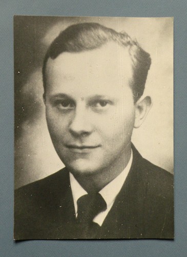 Lieutenant andré monty pilote - andré,