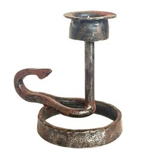 BOUGEOIR EN FER FORGÉ DESIGN