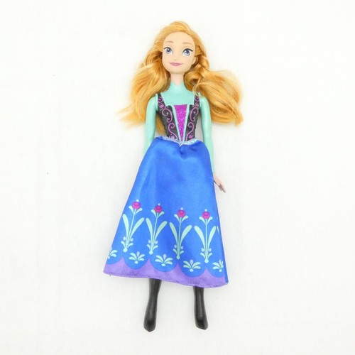 Poupee barbie avec robe - avec,