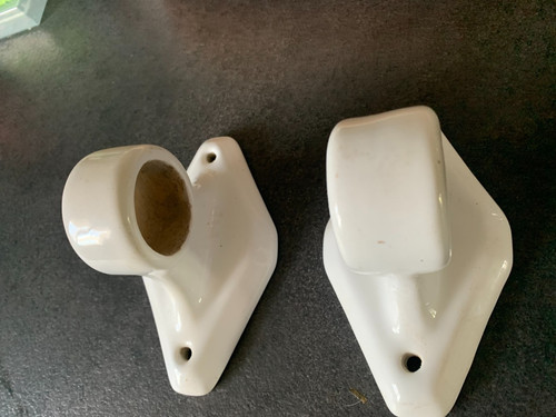 Supports porcelaine anciens - ,