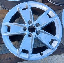 Jante Alu AUDI A3 II (2) 17 pouces - 7.5Jx17 H2 ET56 - 8P0601025BL (D)