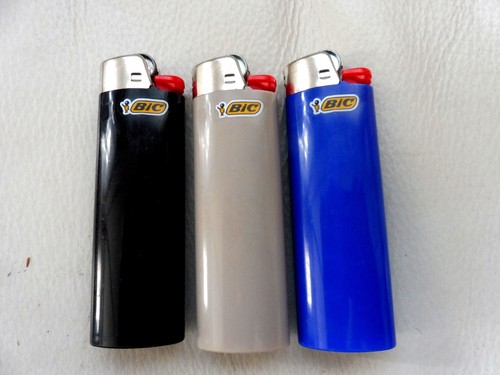 Lot briquets bic - 3,